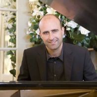 JOHN RØNNENFELDT (pianist)